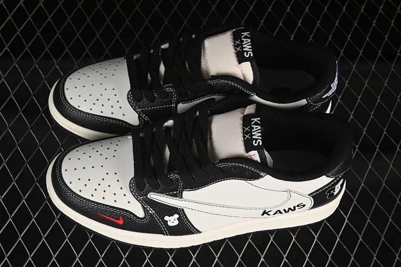 All categories Air Jordan Jordan series basketball shoes Air Jordan 1 Low high-end customized low-top sneakers Travis Scott x Fragment Design x Air Jordan 1 Low OG SP AJ1 violent bear joint black and white small red hook low-top cultural casual sneakers XZ5749-004